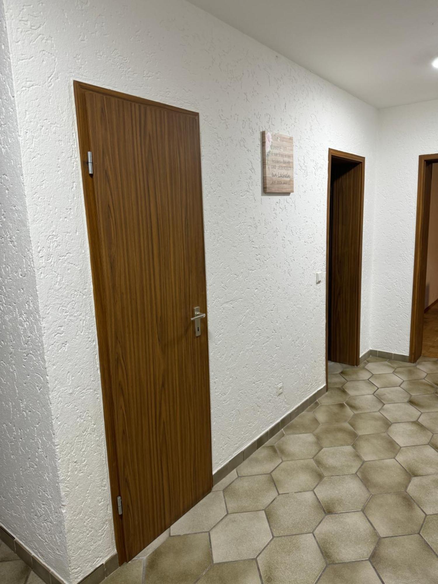 Laras Voll Ausgestattete Gartenwohnung Mit Wlan Und Tv Werne 外观 照片